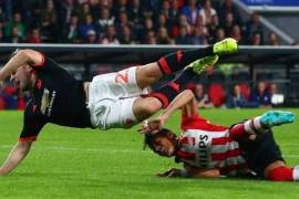 Héctor Moreno estuvo a punto de dejar sin pierna a un futbolista