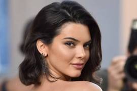 Captan a Kendall Jenner con estrella del NBA