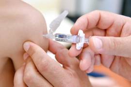 Más de 100 nuevas enfermeras se suman a las brigadas que recorrerán escuelas, colonias y espacios públicos para reforzar la cobertura de inmunización en todo el estado.