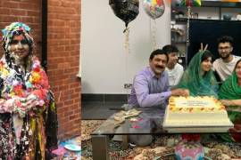 Malala Yousafzai se gradúa en Oxford... ¡celebra con espuma y pastel!