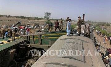 $!Choque de trenes deja 40 muertos al sur de Pakistán