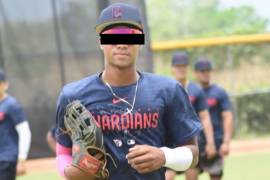 En el caso de David Severino, las consecuencias ya comenzaron: MLB lo suspendió y retrasó su ingreso al mercado internacional de agentes libres.