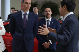 Gómez, de 55 años, ha sido acusada de utilizar recursos públicos y contactos personales para promover sus intereses privados.