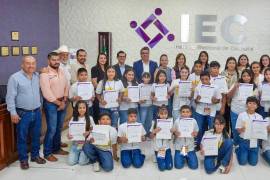 Estudiantes de primaria participan activamente en el Cabildo Infantil con propuestas para su comunidad.