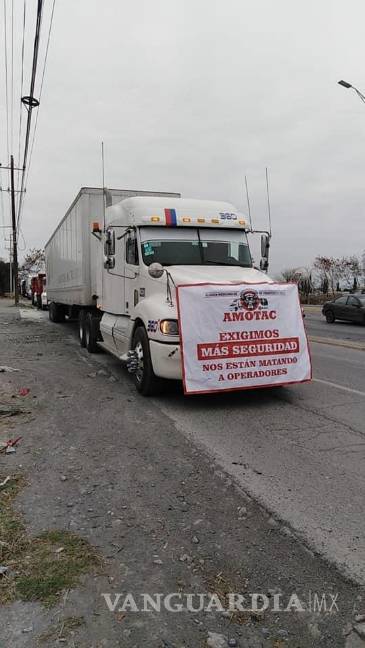 Demandan traileros mayor seguridad en carreteras
