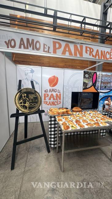 $!Turismo Torreón mostró la declaratoria del pan francés como patrimonio cultural local.