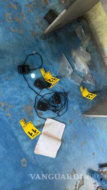 Catean vivienda en Apodaca, Nuevo León; hallan armas y drogas