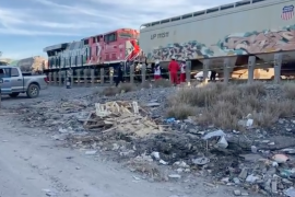 El área de las vías férreas fue acordonada tras el fallecimiento de un hombre en la colonia Calderón.