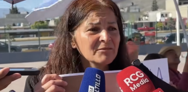Sandra, madre de Luisa, acudió a la audiencia de vinculación y reiteró su exigencia para que la muerte de su hija sea investigada bajo el protocolo de feminicidio.