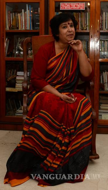 $!Desde su exilio, la escritora Taslima Nasrin está preocupada por Bangladés