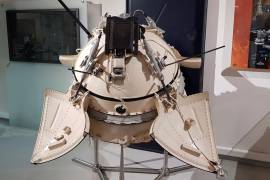 Réplica del aparato Mars 2 en el Museo de la Cosmonáutica de Moscú. EFE/Bernardo Suárez