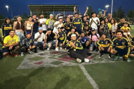 Jóvenes de distintas colonias de Saltillo durante una de las jornadas del programa “Calle por cancha”, que busca integrarlos a través del deporte.