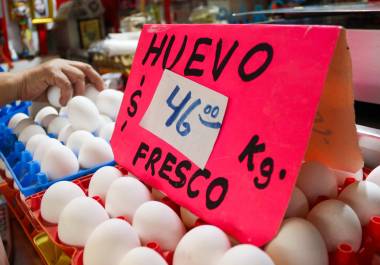 El precio del huevo varía según la región y el establecimiento; en algunas zonas del país el kilogramo supera los 80 pesos, de acuerdo con datos de mercado.