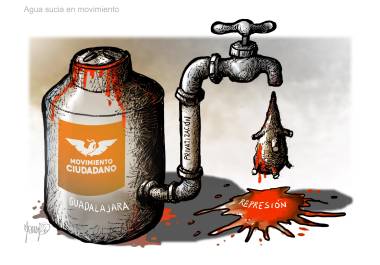 Agua sucia en movimiento