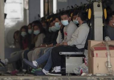 El gobierno pagó a Ruanda 7,5 millones de dólares, más un estimado de 601.864 dólares en gastos de vuelo, para acoger a tan solo siete personas (aproximadamente 1,1 millones de dólares por persona, según el análisis del informe de los datos de gasto público y los registros de vuelo).