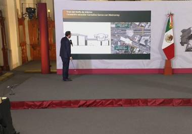 Comentó que también están en proceso de licitación las estaciones que van de Derramadero hasta García, en la zona de Coahuila y la entrada a Monterrey.