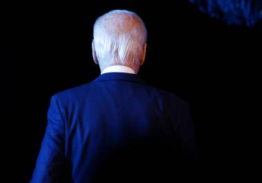 Joe Biden despejó el camino para un sucesor. Respaldó a la vicepresidenta Kamala Harris, pero aún podría haber una contienda para determinar quién será el nominado