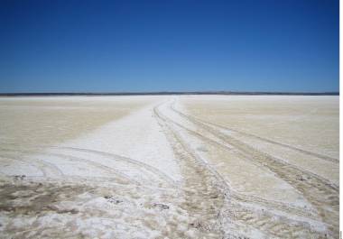 Añaden que la compleja situación financiera de Petróleos Mexicanos hace poco probable que se destinen suficientes recursos para desarrollar un sistema productivo viable.