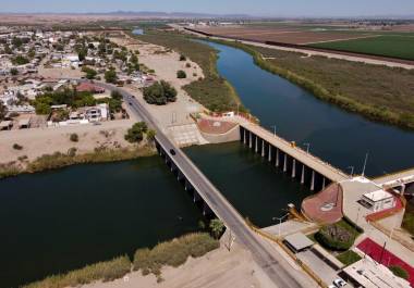 La científica saltillense Rosario Sánchez considera que es impagable la deuda que tiene México con EU.