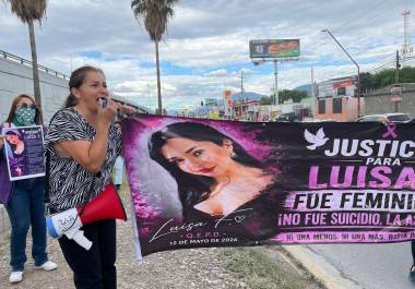 Familiares de Luisa Fernanda exigieron justicia y denunciaron presuntas omisiones durante las primeras investigaciones sobre la muerte de la joven.