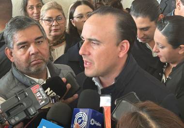 Jiménez afirma que el estado está listo para colaborar, pero la resolución depende de instancias federales y de los inversionistas.