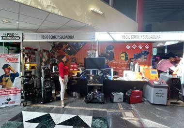 Empresarios y funcionarios inauguraron el Encuentro de Negocios 2025 en la UAdeC Monclova.