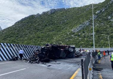 Los hechos se registraron la mañana del sábado y en el percance murieron seis trabajadores de la autopista