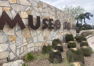 Las audioguías tienen una duración de dos horas, lo que permite realizar un recorrido del museo con las piezas más importantes.