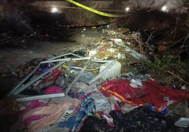 El incendio ocurrió en un terreno baldío detrás de una gasolinera en la colonia Mirasierra.