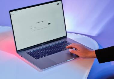 Mientras las empresas tecnológicas se preparan para lanzar sistemas de IA nuevos y más potentes en las próximas semanas, los expertos en ciberseguridad han alzado la voz para advertir que las tecnologías de IA están cambiando fundamentalmente la ciberseguridad.