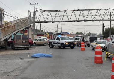 Elementos de Tránsito Municipal resguardaron parcialmente la vialidad mientras se realizaban las diligencias correspondientes.