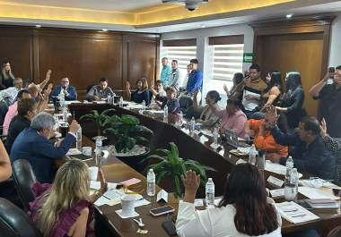 En sesión de Cabildo también se aprobó el Plan de Inversión de Obra Pública 2026.