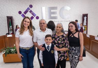 Adrián Alejandro Estrada Morales fue electo como Presidente Municipal del Cabildo Infantil 2025, en una jornada democrática con participación estudiantil.