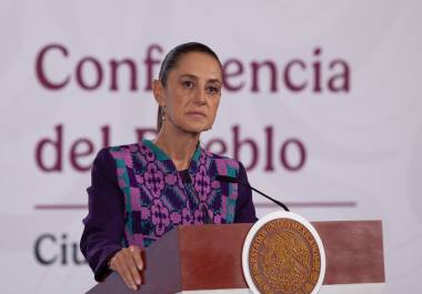 La presidenta informó que no ha dialogado recientemente con Donald Trump sobre migración y afirmó que México mantiene contactos diplomáticos con Estados Unidos.