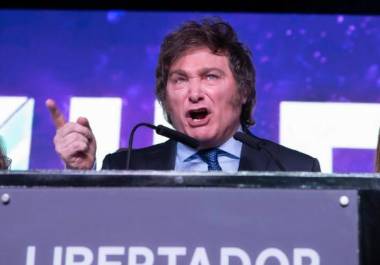 A continuación, afirmó que el “gobierno de Brasil”, encabezado por el presidente de izquierda Luiz Inácio da Silva, supuestamente había aportado la mayor parte de la financiación.
