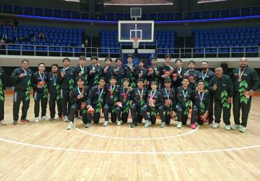 Jugadores, entrenadores y familias celebraron las medallas obtenidas por las selecciones coahuilenses en la Arena BUAP.