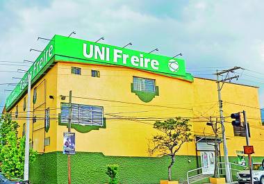 Uni Freire cuenta con planteles en Saltillo y Nuevo León. Si bien cuenta con licenciaturas con validez, las maestrías serían ‘patitos’.