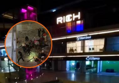 Barandal se derrumba en plena presentación de Kevin AMF, en el bar ‘Rich’, en San Luis Potosí, provocando la caída desde un tercer piso, de 10 jóvenes, entre los que murieron dos.