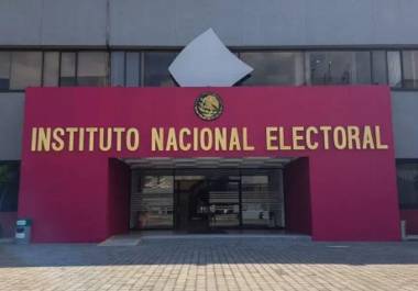 Mexicanos en el extranjero denunciaron públicamente en redes sociales la exclusión del INE para las Elecciones 2024.