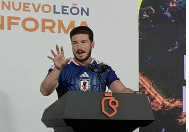 Aunque Samuel García rechazó cualquier ilícito a su familia argumentando la responsabilidad de los clientes, la Federación amaga con citarlo por lavado de dinero.