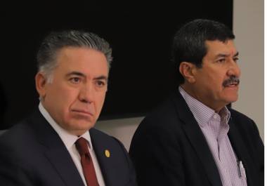 Corral advirtió que la presencia de Inzunza es clave para alcanzar la mayoría calificada necesaria para aplazar la elección judicial hasta 2028, o de lo contrario, se verá obligado a pedir licencia.