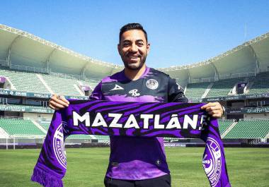 Marco Fabián fue anunciado como nuevo elemento del Mazatlán FC.