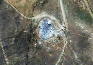 Imagen satelital difundida por Maxar Technologies que muestra la instalación Piranshahr de Irán tras ser alcanzada por bombardeos israelíes el 14 de junio del 2025.