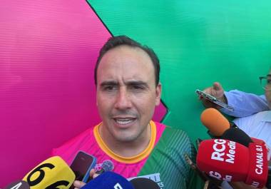 Manolo Jiménez sostuvo una reunión de trabajo con el embajador estadounidense Ronald Johnson para fortalecer la cooperación bilateral.