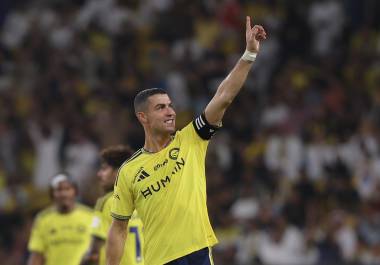 Cristiano Ronaldo celebró su gol 980 con Al-Nassr durante la victoria ante Al-Diriyah y quedó a solamente 20 anotaciones de alcanzar los mil tantos oficiales en su carrera.