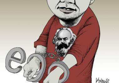 Marx Arriaga, un ególatra obsesivo