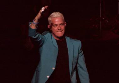 Fiesta. El cantante español llegará con sus grandes éxitos y nuevas canciones a la capital coahuilense.