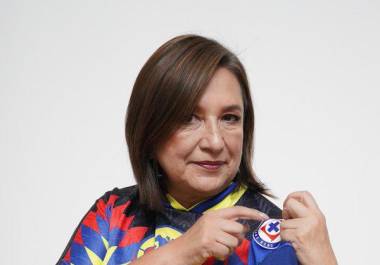 Xóchitl Gálvez, candidata presidencial de la coalición ‘Fuerza y Corazón por México’, publicó foto con playera del América, a pesar de ser partidaria del Cruz Azul.