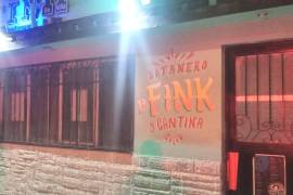 La Dirección de Inspección y Verificación Municipal clausuró en el centro de Torreón el bar La Fink de Villa.