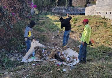 La limpieza de arroyos contribuye a reducir mosquitos, roedores y fauna nociva que puede generar focos de infección.